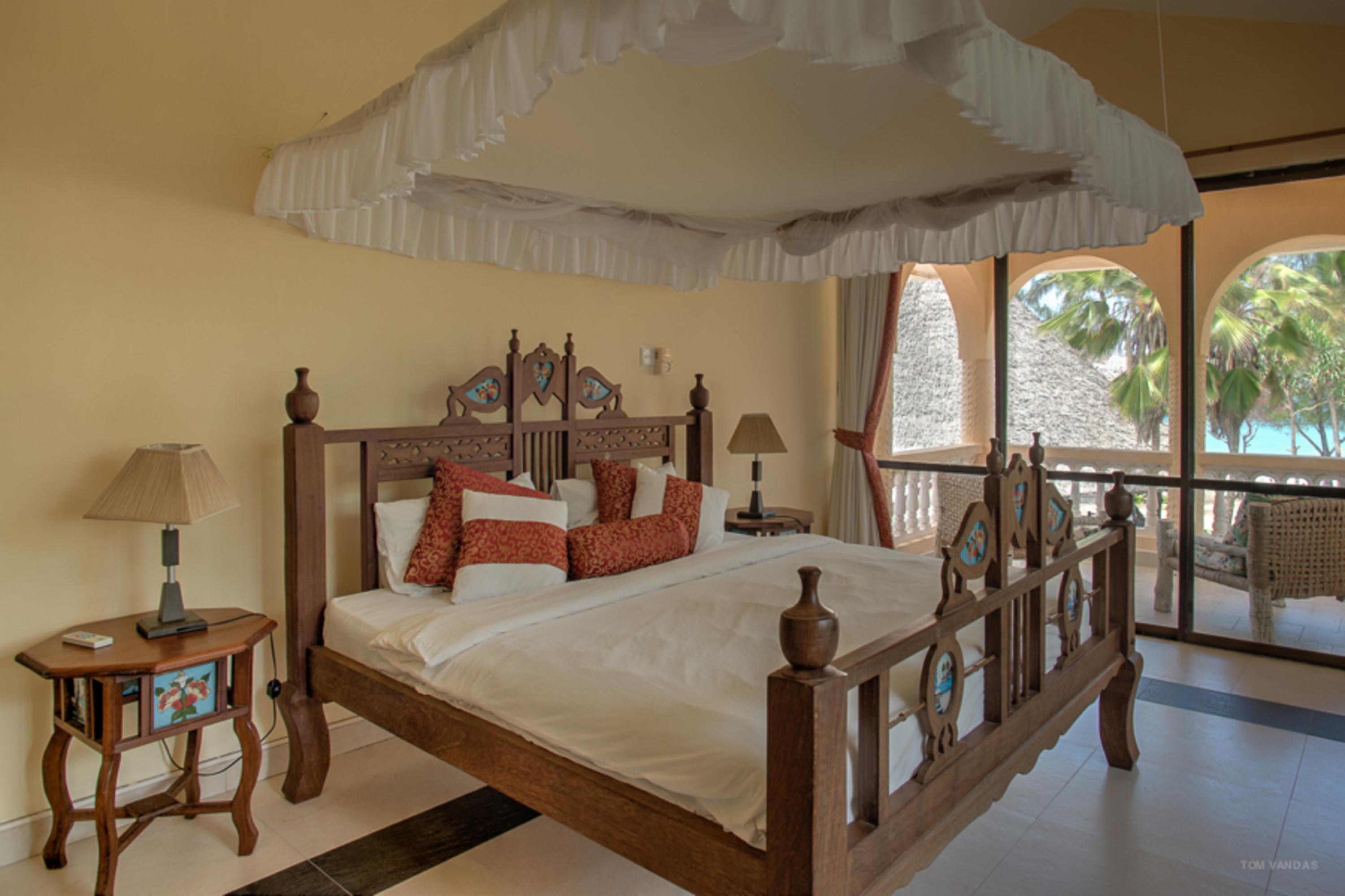 Bahari Dhow Beach Villas Playa de Diani Exterior foto