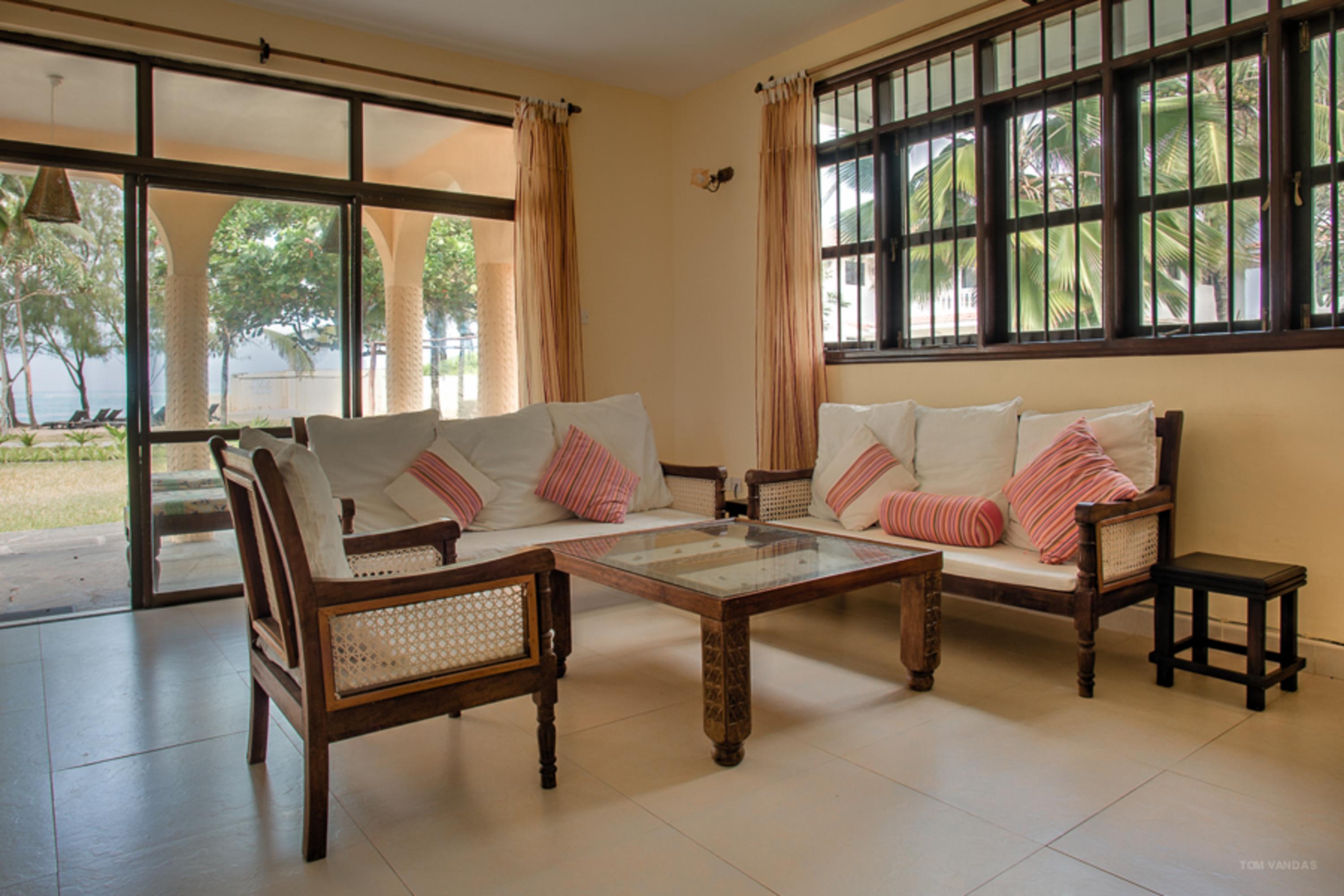 Bahari Dhow Beach Villas Playa de Diani Exterior foto