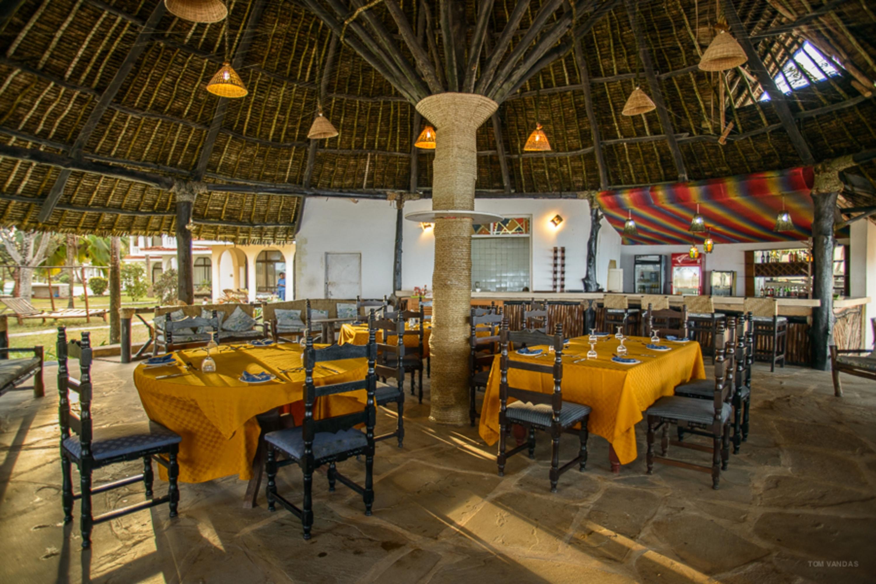 Bahari Dhow Beach Villas Playa de Diani Exterior foto