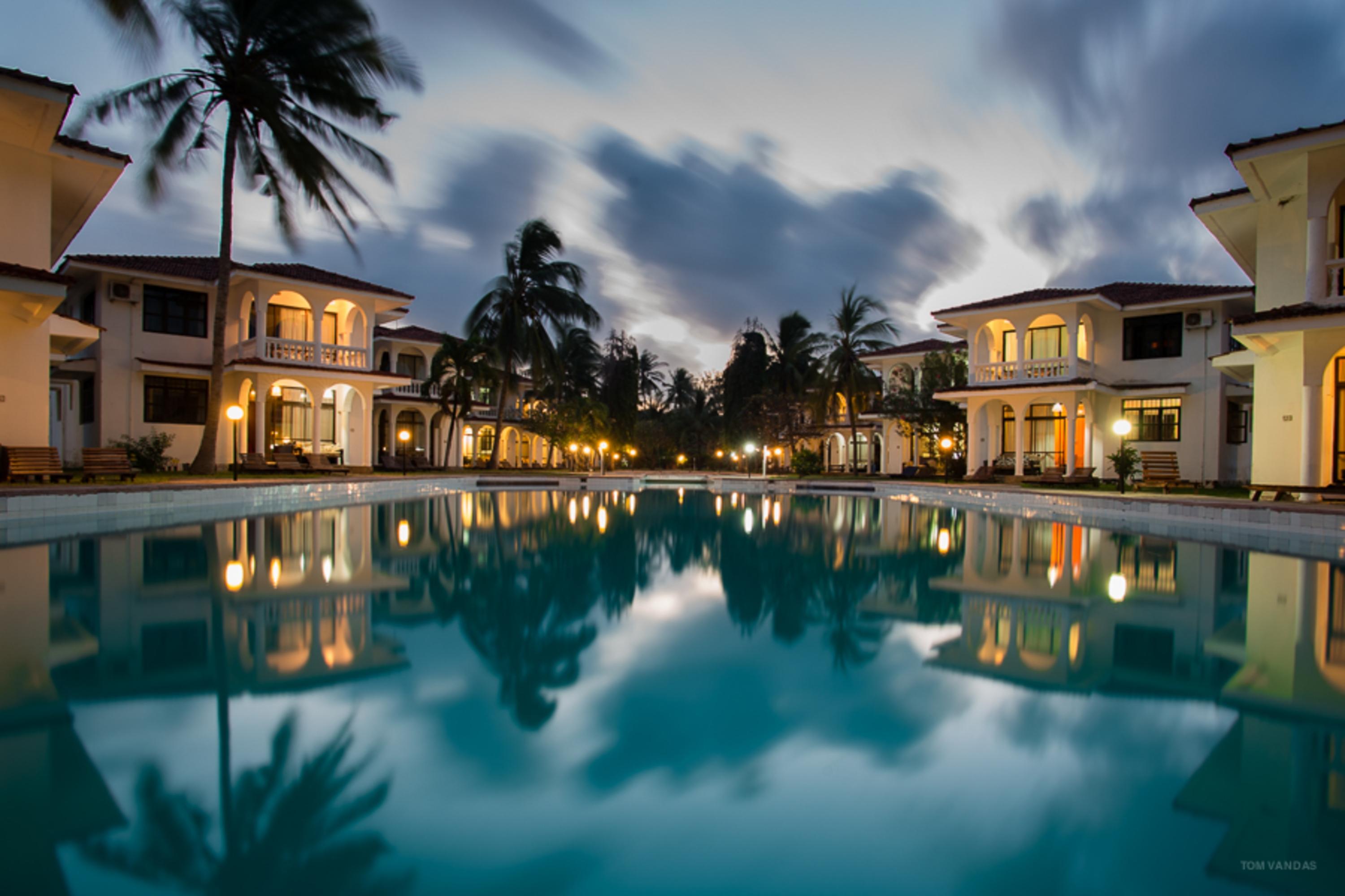 Bahari Dhow Beach Villas Playa de Diani Exterior foto