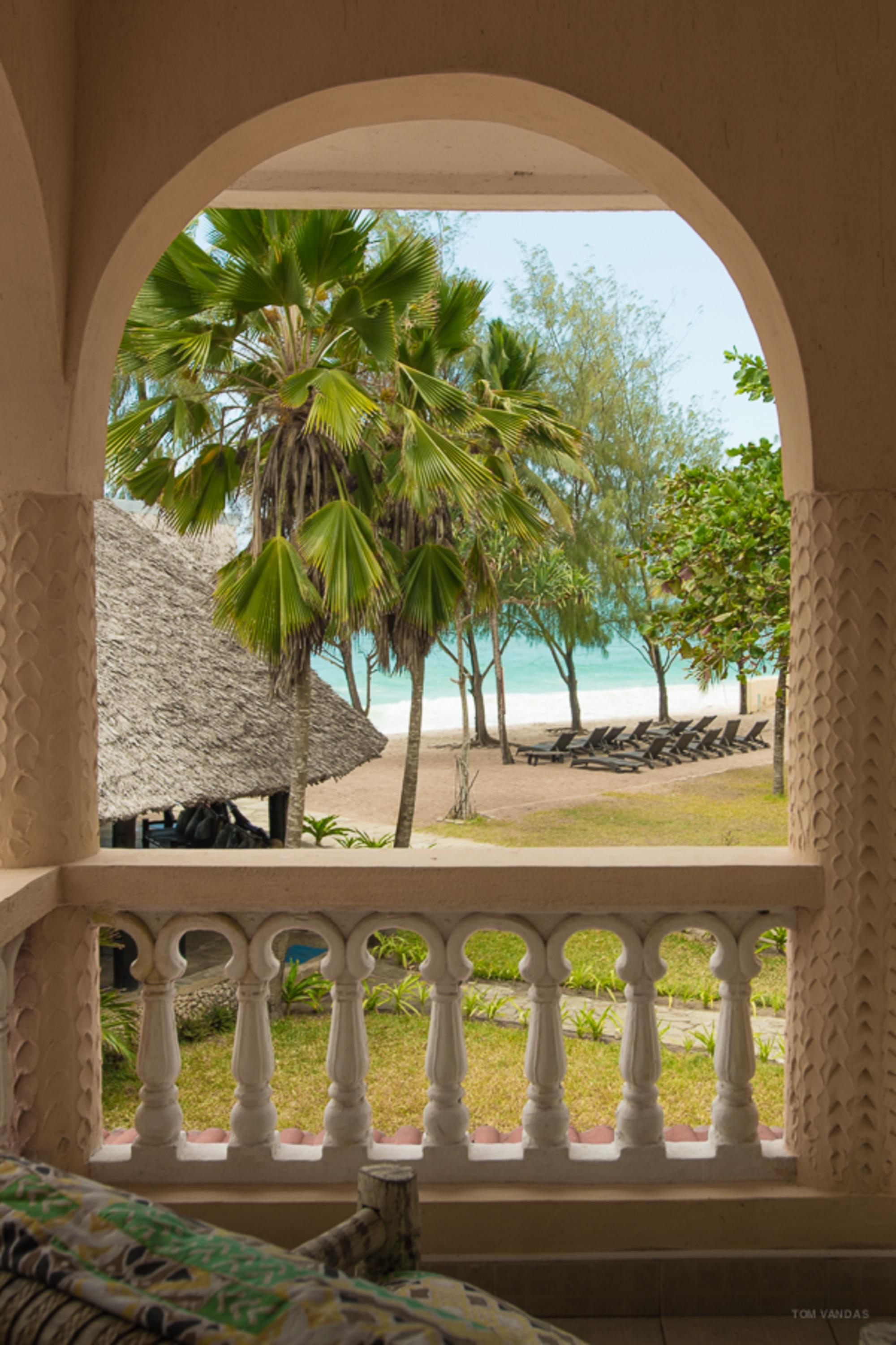 Bahari Dhow Beach Villas Playa de Diani Exterior foto